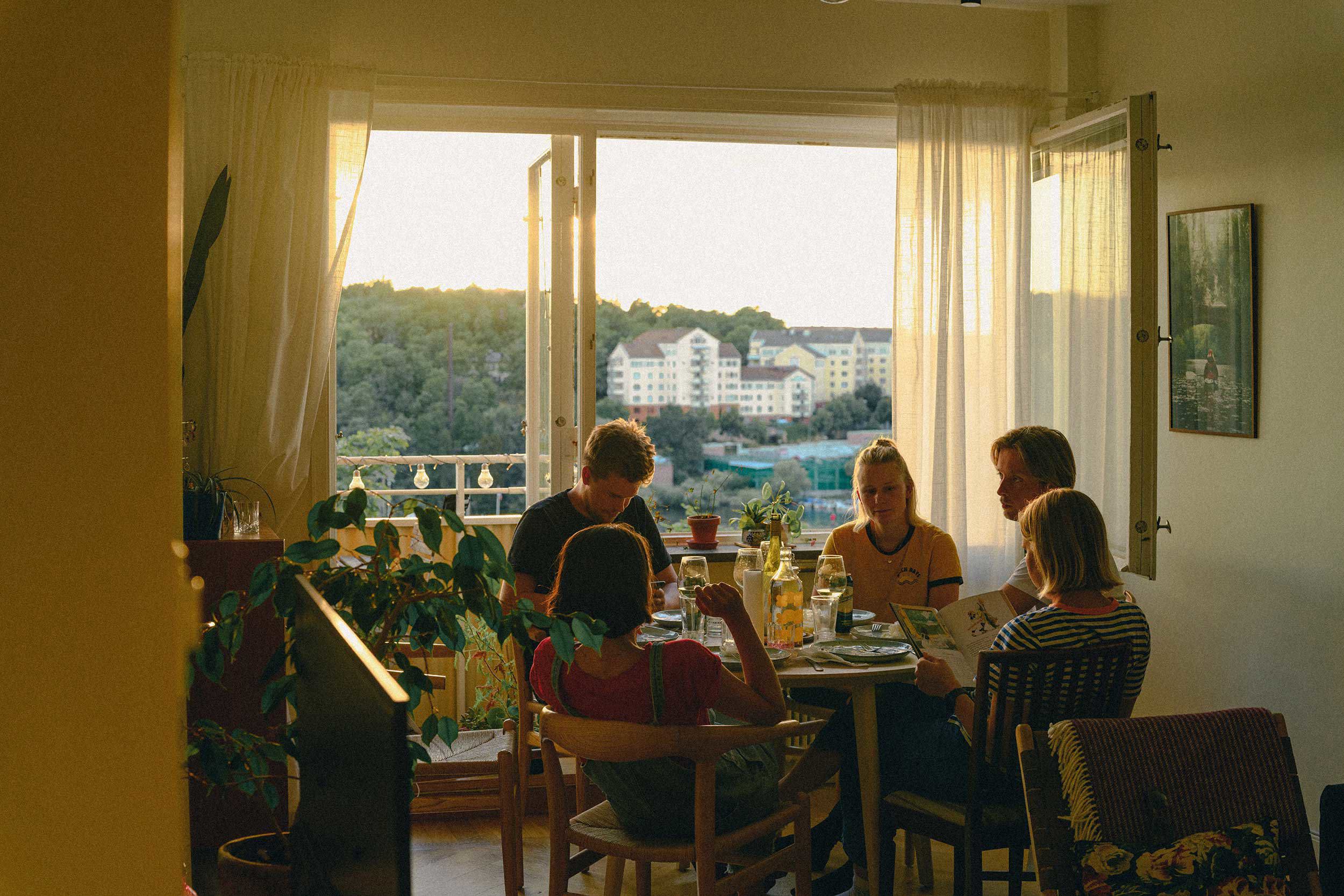 bostadsrätt middag med vänner